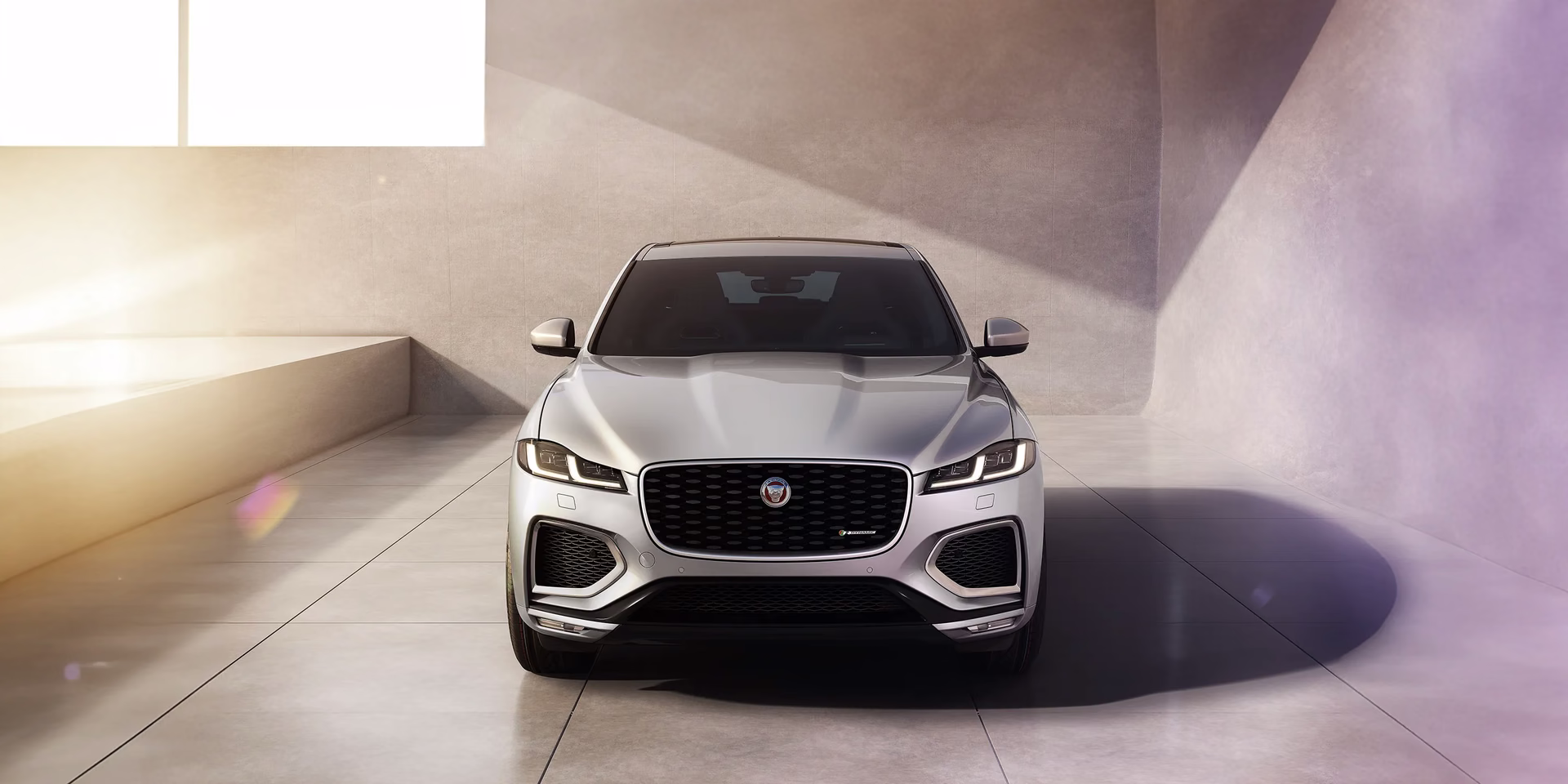 Jaguar F Pace